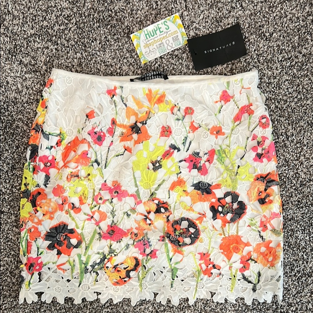 Signature Embellished Mini Skirt White Cream Cocktail